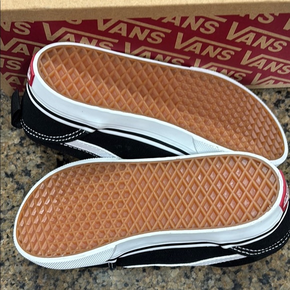 NEW Vans Black and White Sneakers - Picture 2 of 6